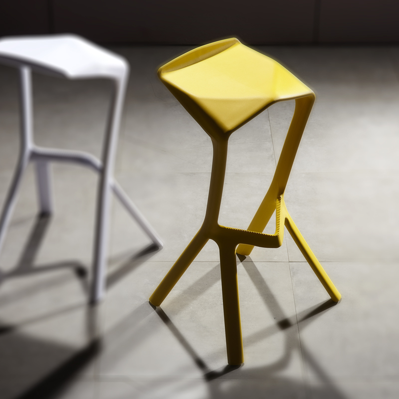 Minimalistic Lounge Bar Chair  - Home Bar Lounge avis et prix