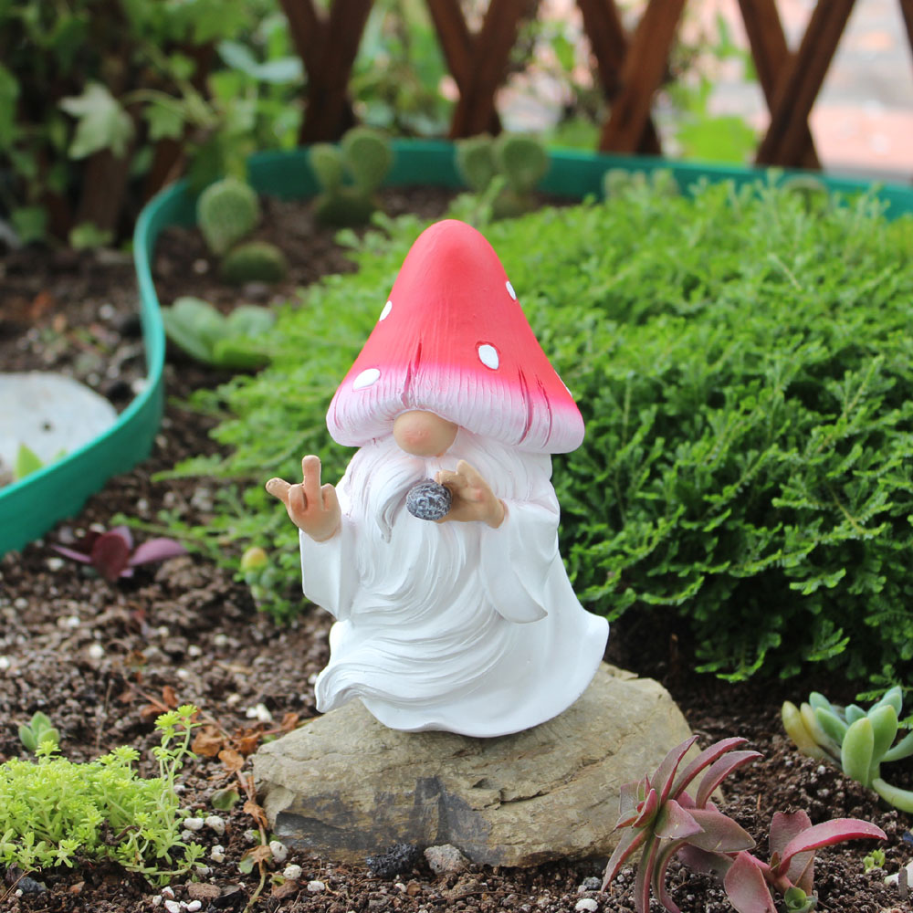 Mushroom Smoking Gnomes Funny  - Home Bargains avis et prix