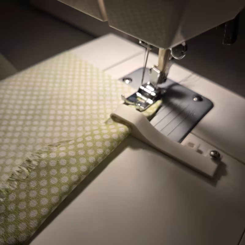 1pc Heavy-Duty Sewing Machine  - Home Bargains avis et prix